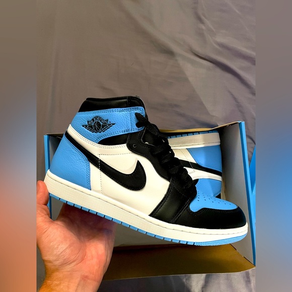 AIR JORDAN HIGH RETRO OG UNC TOE - Picture 1 of 3